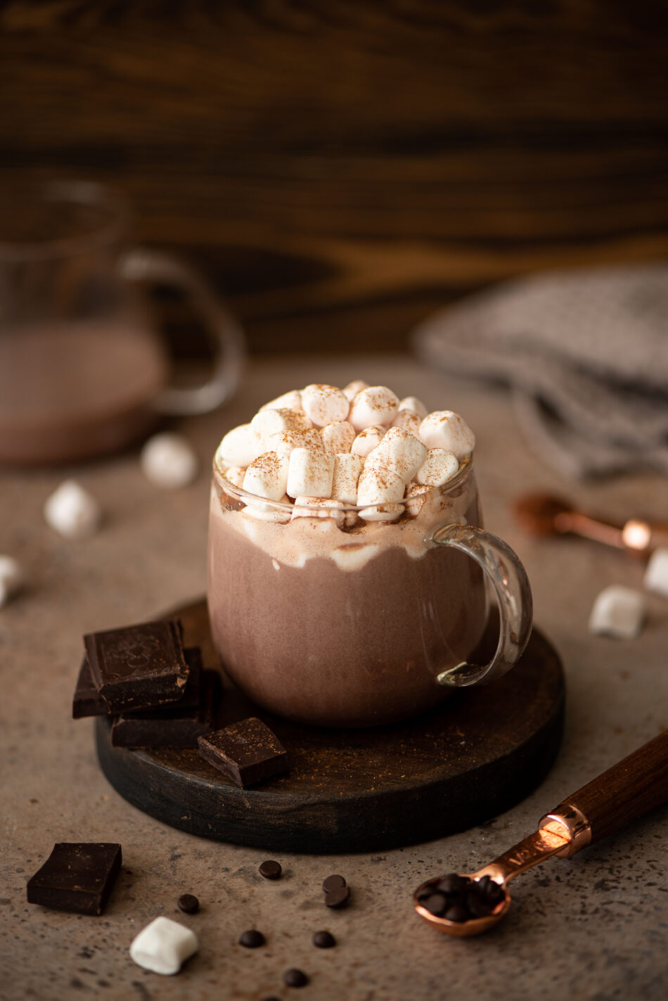 1776837461 Hot Sweet Chocolate Cocoa With Marshmallow Cinnamon 950x1423 at The Lagoon Restaurant Sharjah